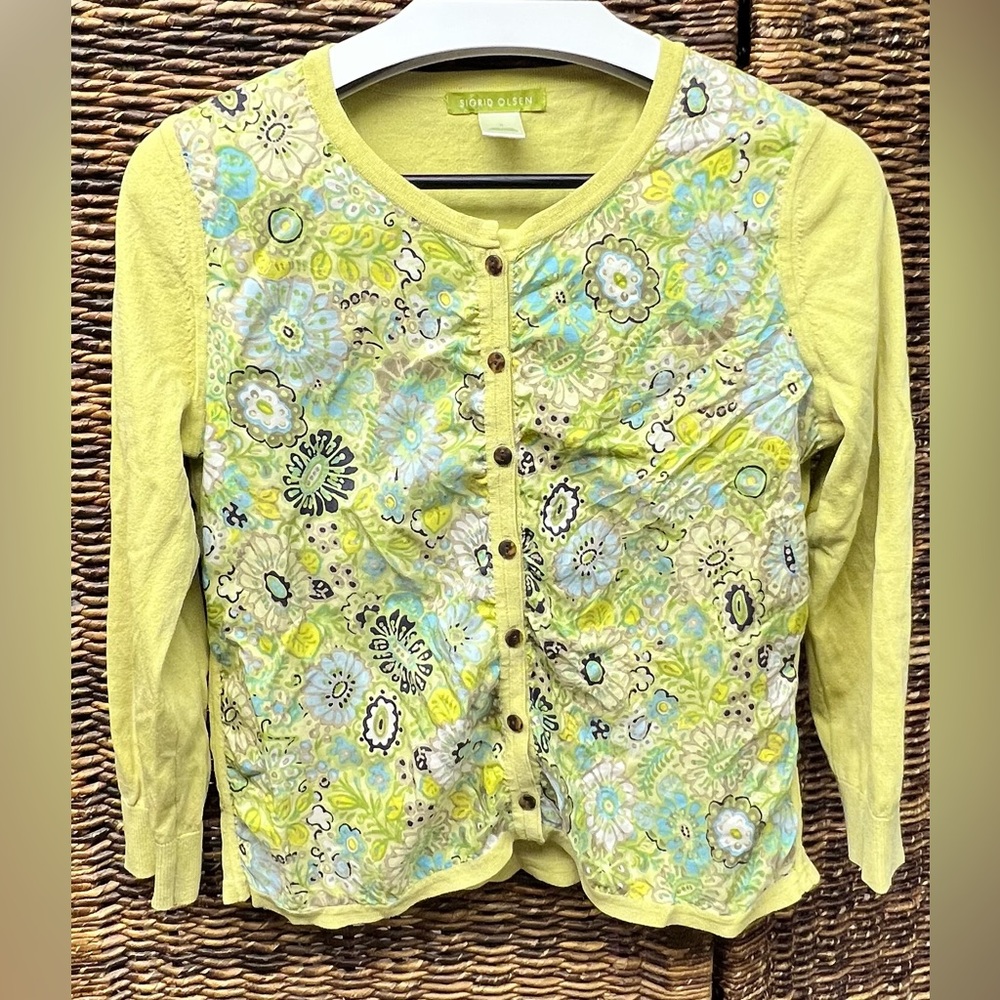 Sigrid Olsen Lime Green‎ Knit Top- Button Down front, Small